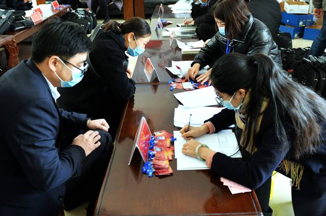 简报1期..png 简报1期..png